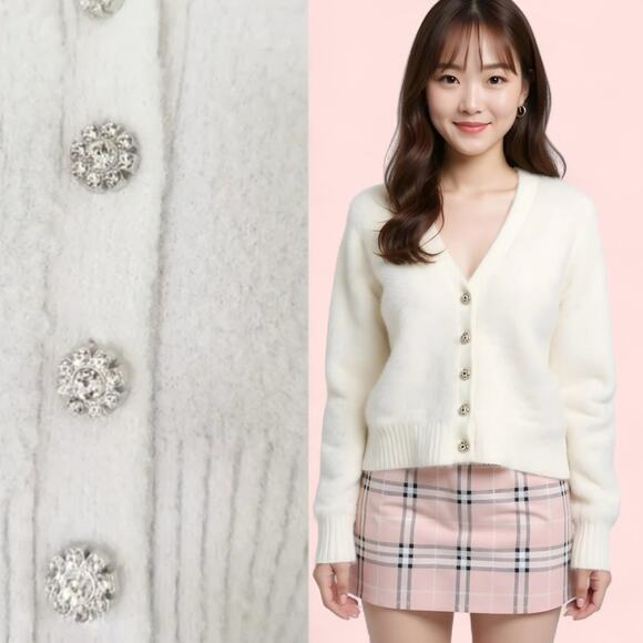 Zara NWOT super soft white sweater gorgeous Sparkly Diamond Buttons Size Medium - Picture 1 of 9